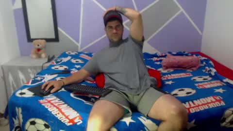 sexxy man online show from 7, 3, 2026