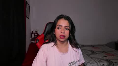 Snapshot of sexxyhot23 chatting on 24, 11, 2025 LINDA online show from 24, 11, 2025