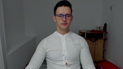 Sexxymuscles4U online show from 9, 1, 2025