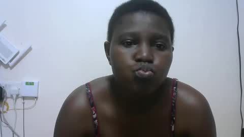 sexxyswinny online show from 1, 2, 2025