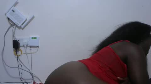 sexxyswinny online show from 2, 3, 2025