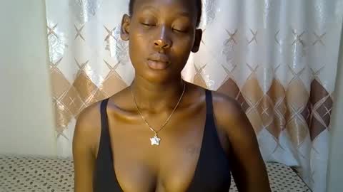 Snapshot of sexxyvee224 chatting on 11, 11, 2025 sexxyvee224 online show from 11, 11, 2025