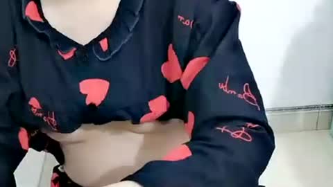 sexy8685 online show from 5, 12, 2025