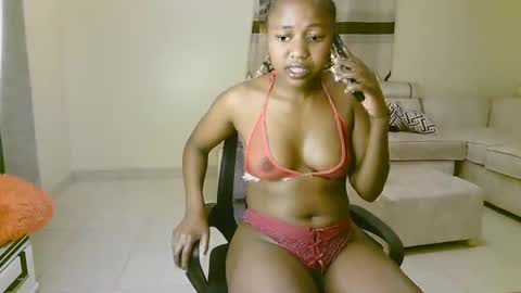 Snapshot of sexy_ariana_2 chatting on 12, 3, 2025 Ariana online show from 12, 3, 2025