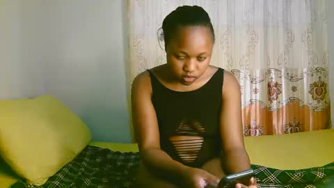 Snapshot of sexy_ariana_2 chatting on 25, 9, 2025 Ariana online show from 25, 9, 2025