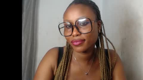 Snapshot of sexy_badgirl2 chatting on 25, 10, 2025 Sexy blackgirl2 online show from 25, 10, 2025