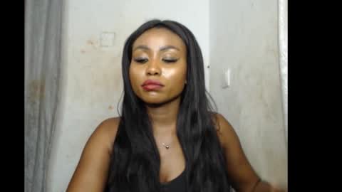 Snapshot of sexy_badgirl2 chatting on 25, 11, 2025 Sexy blackgirl2 online show from 25, 11, 2025