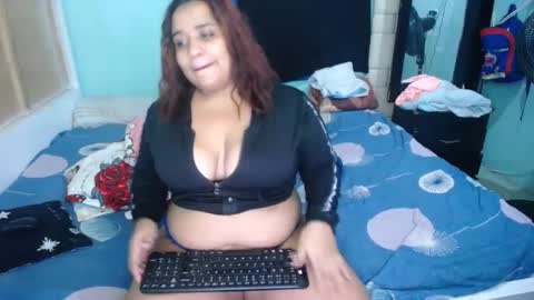 sexy_charlotte22 online show from 28, 12, 2024