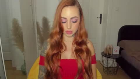 C o r a l i e online show from 25, 11, 2025