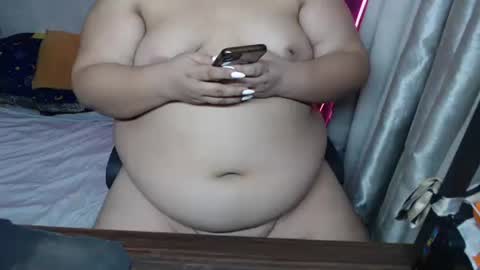 Snapshot of sexy_devotion chatting on 18, 12, 2025 ALFREA online show from 18, 12, 2025