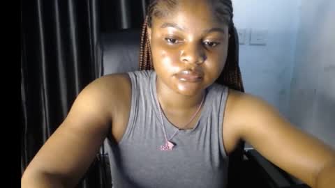 Snapshot of sexy_dick_drainer chatting on 3, 12, 2025 TAISHA online show from 3, 12, 2025
