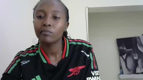 sexy_flavia8 online show from 12, 11, 2025