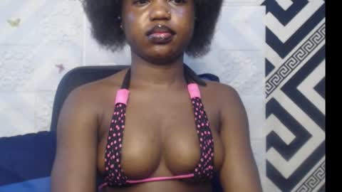 Snapshot of sexy_floral chatting on 15, 9, 2025 Angela online show from 15, 9, 2025