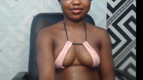 Snapshot of sexy_floral chatting on 21, 9, 2025 Angela online show from 21, 9, 2025