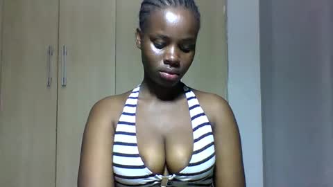 sexy online show from 8, 10, 2025