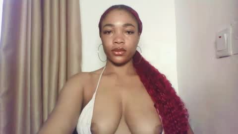 Snapshot of sexy_kitty881 chatting on 12, 11, 2025 Sexy kitty881 online show from 12, 11, 2025