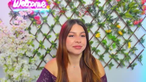 Snapshot of sexy_lily20 chatting on 27, 10, 2025 Lily online show from 27, 10, 2025