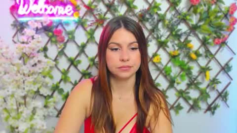 Snapshot of sexy_lily20 chatting on 28, 10, 2025 Lily online show from 28, 10, 2025