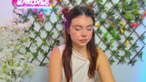 Snapshot of sexy_lily20 chatting on 31, 10, 2025 Lily online show from 31, 10, 2025