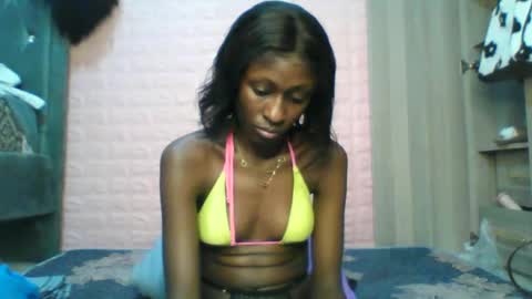 Snapshot of sexy_lyn852 chatting on 2, 11, 2025 sexy_lyn852 online show from 2, 11, 2025