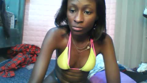 sexy_lyn852 online show from 4, 11, 2025