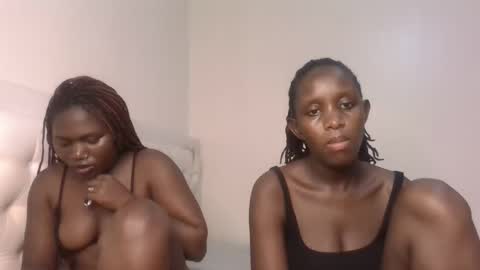 Snapshot of sexy_maya3 chatting on 26, 10, 2025 maya online show from 26, 10, 2025