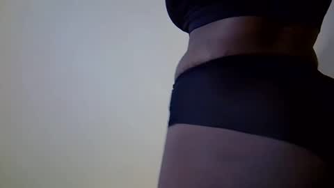 sexy_mel0 online show from 27, 9, 2025