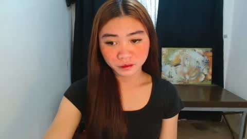 Snapshot of sexy_mikaxoxo chatting on 26, 10, 2025 mika online show from 26, 10, 2025