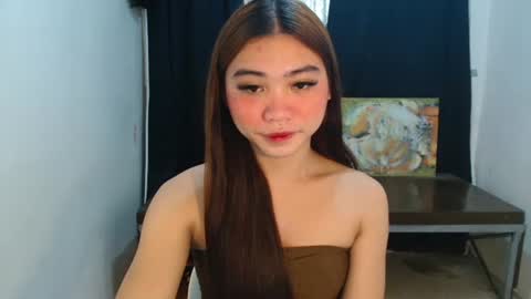 Snapshot of sexy_mikaxoxo chatting on 10, 11, 2025 mika online show from 10, 11, 2025