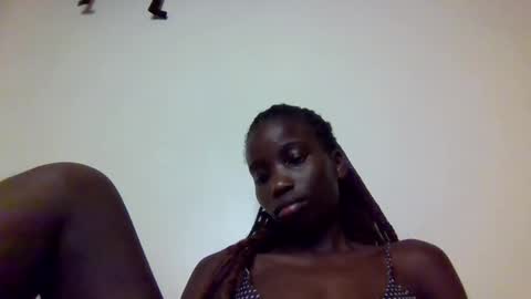 sexy_petittie online show from 23, 9, 2025