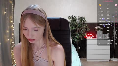 Annie - Your Dream Girl online show from 4, 12, 2024
