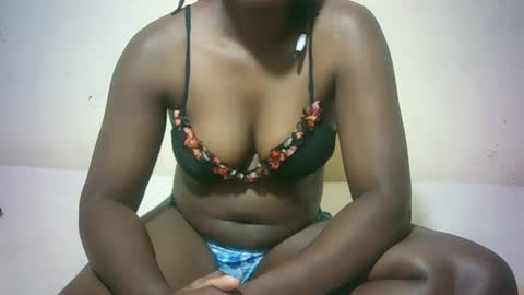 sexy_sandrah online show from 23, 11, 2025