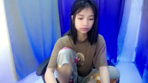 sexy_scarlet26 online show from 4, 2, 2026