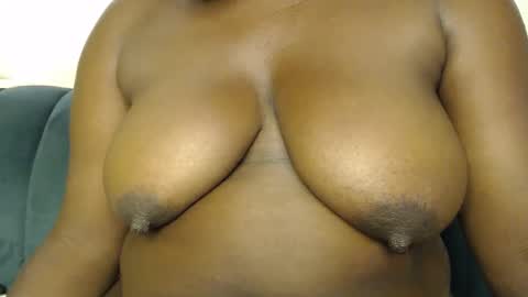 sexy_serena_ online show from 3, 1, 2025