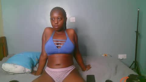 sexy_shava online show from 4, 12, 2025