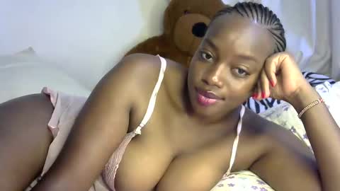 laura online show from 2, 12, 2024