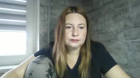 Snapshot of sexy_woman3333 chatting on 1, 12, 2025 Olivia online show from 1, 12, 2025