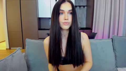 Lou online show from 8, 12, 2024