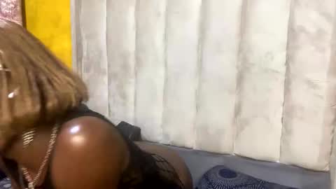 Snapshot of sexybear012 chatting on 23, 10, 2025 sexybear012 online show from 23, 10, 2025