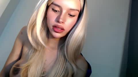 Seraphina Blaze online show from 6, 2, 2025