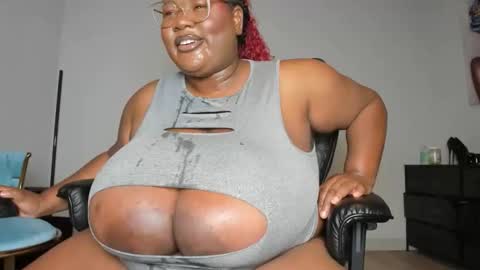 sexyblackhugetits online show from 5, 1, 2026