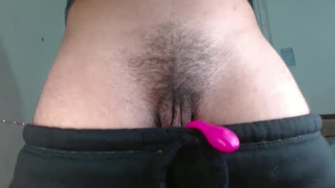 Snapshot of sexyboy_bigclit chatting on 11, 10, 2025 Iker online show from 11, 10, 2025