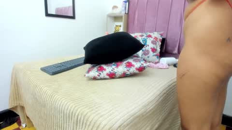 sexybrown_2005 online show from 27, 12, 2024