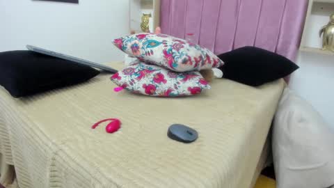 sexybrown_2005 online show from 28, 12, 2024