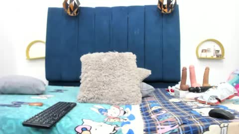 sexybrown_2005 online show from 20, 2, 2025