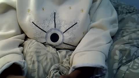 Snapshot of sexycarina254 chatting on 15, 12, 2025 sexycarina254 online show from 15, 12, 2025