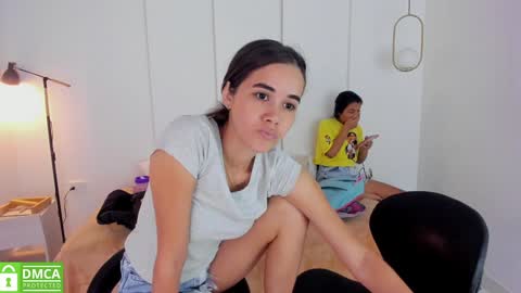 chanell and yina online show from 28, 12, 2024