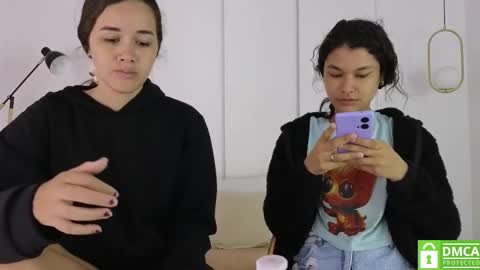 Snapshot of sexychanell_18 chatting on 9, 10, 2025 chanell and yina online show from 9, 10, 2025