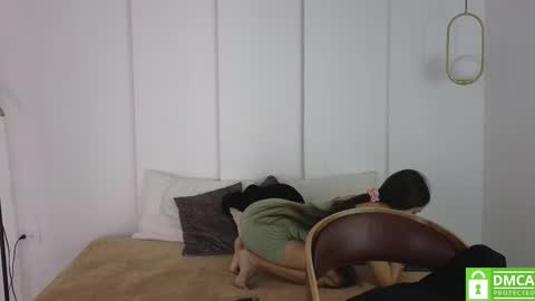 Snapshot of sexychanell_18 chatting on 14, 10, 2025 chanell and yina online show from 14, 10, 2025