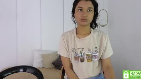 Snapshot of sexychanell_18 chatting on 21, 11, 2025 chanell and yina online show from 21, 11, 2025